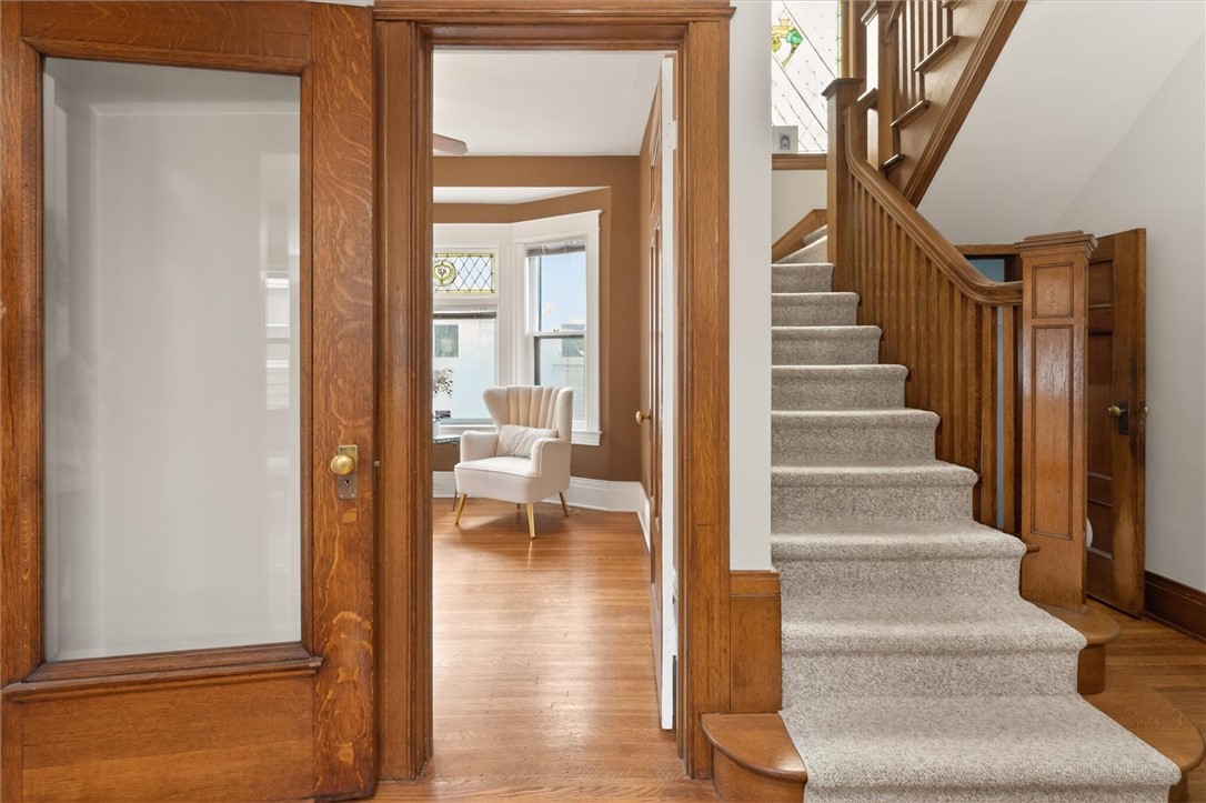 34 Erion Crescent Rochester, NY 14607 - Photo 14 of 49