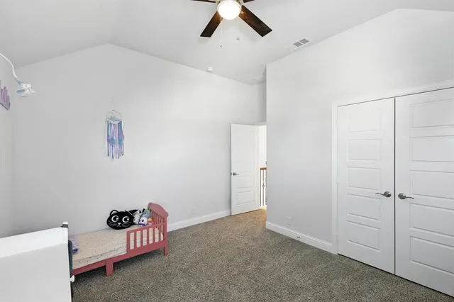 a livingroom with window