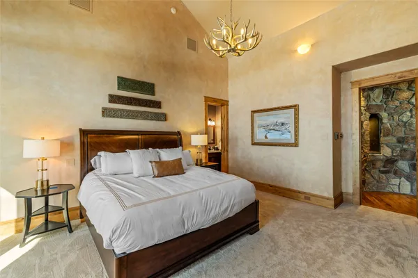 $9,950,000 | 33800 Catamount Drive, Steamboat Springs, CO 80487