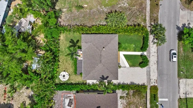 $639,000 | 1051 Indian Beach Drive, Sarasota, FL 34234