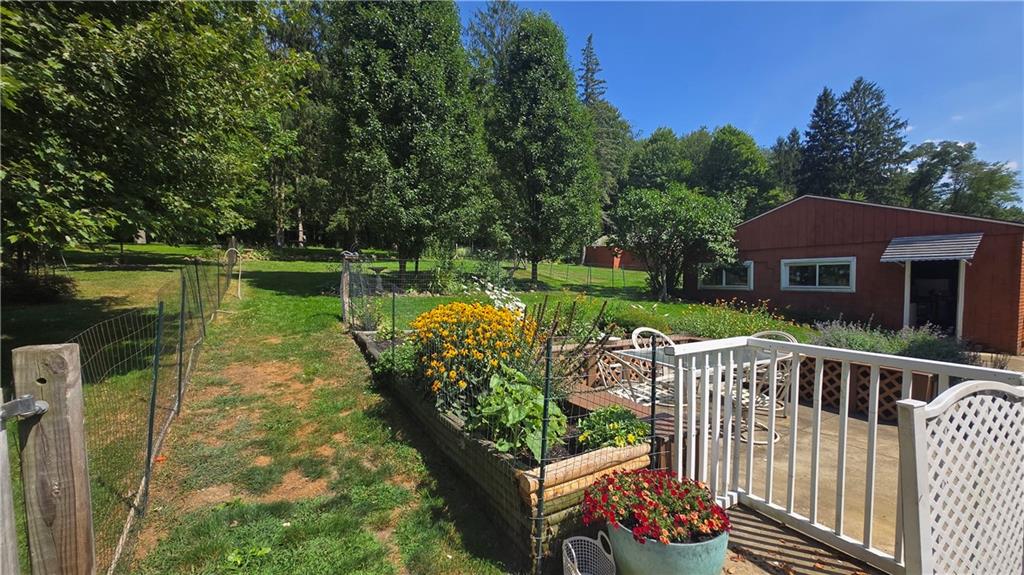 420 North Keel Ridge Road Hermitage, PA 16148 - Photo 4 of 18