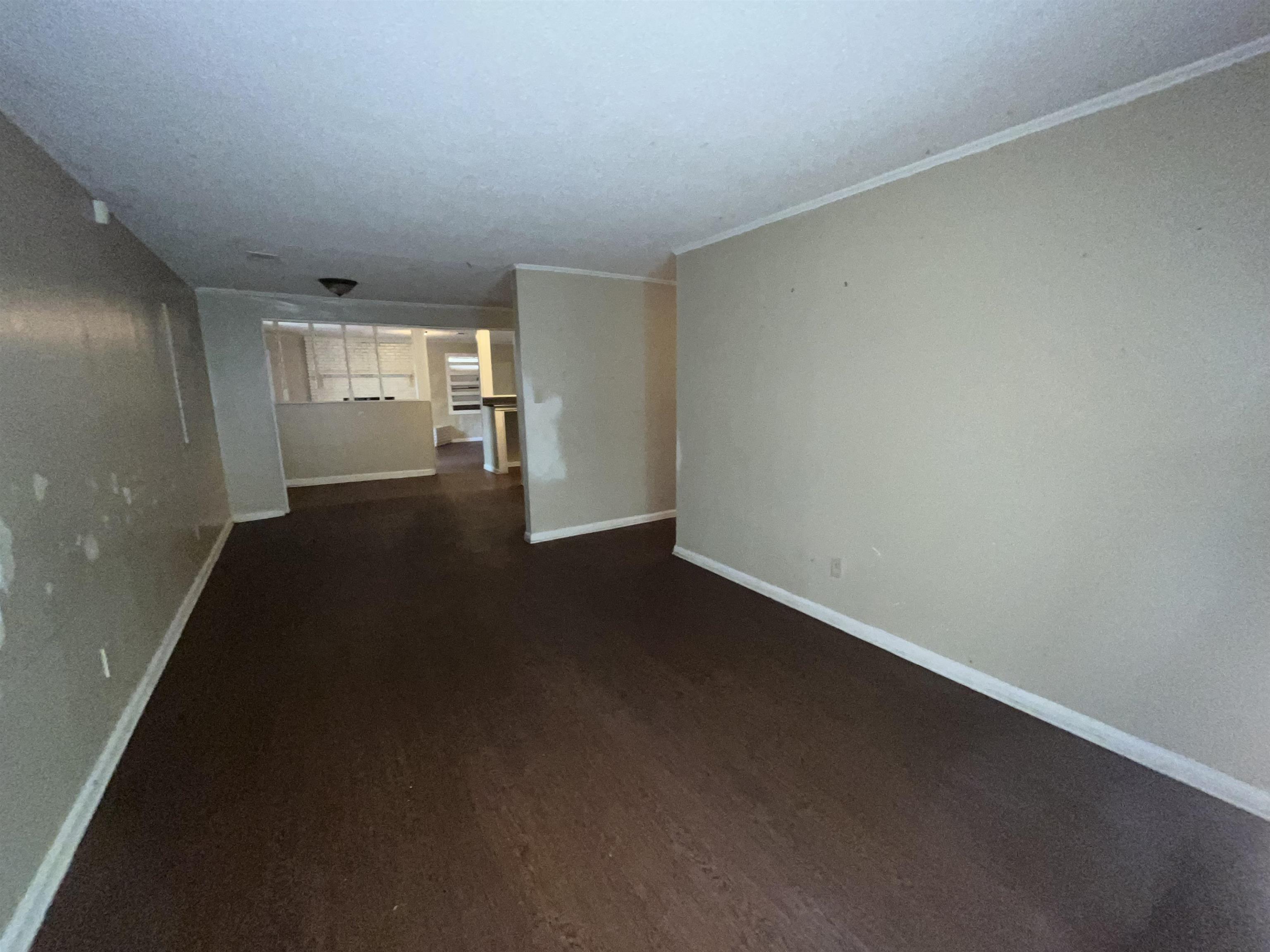 691 Delta Road Memphis, TN 38109 - Photo 3 of 25 a view of empty room with window