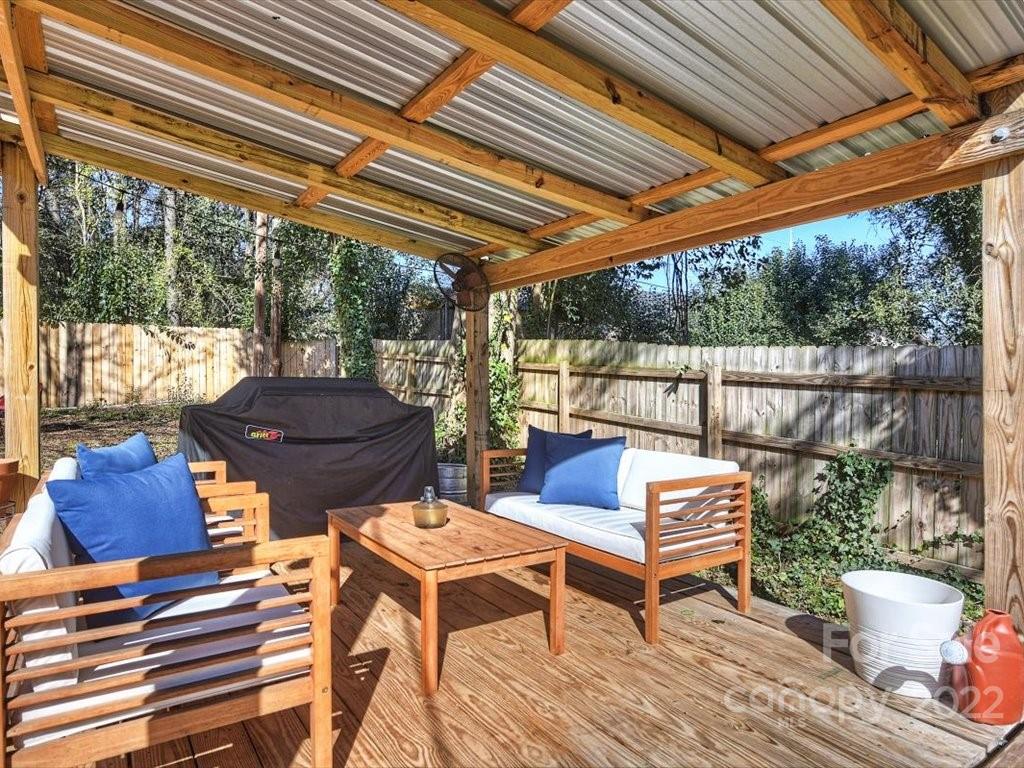 2734 Cowles Road Charlotte, NC 28208 - Photo 26 of 26 a outdoor view with a sitting space