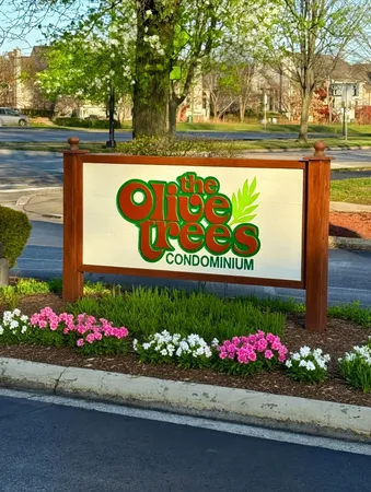 $1,580 | 204 East Bailey Road, Unit D, Naperville, IL 60565