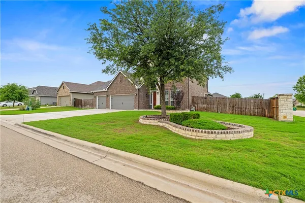 $508,999 | 5353 Lancaster Drive, Belton, TX 76513