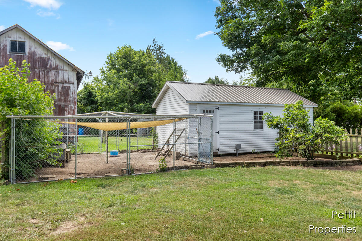 65239 Youngs Prairie Road Constantine, MI 49042 - Photo 36 of 52 IMG_1034