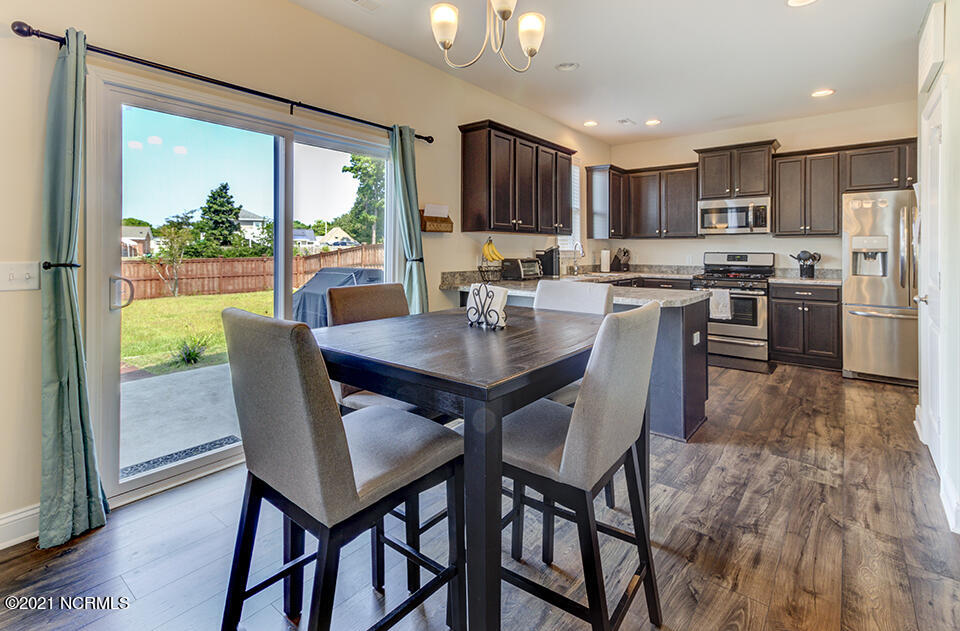 344 Lehigh Road Wilmington, NC 28412 - Photo 10 of 40 Eat in Kitchen