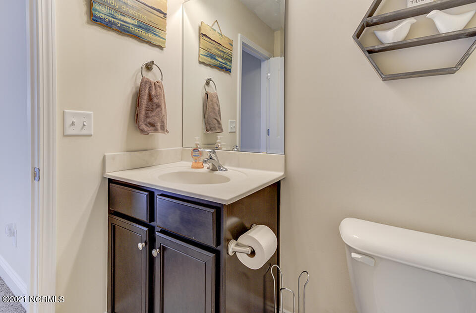 344 Lehigh Road Wilmington, NC 28412 - Photo 25 of 40 Guest Bath