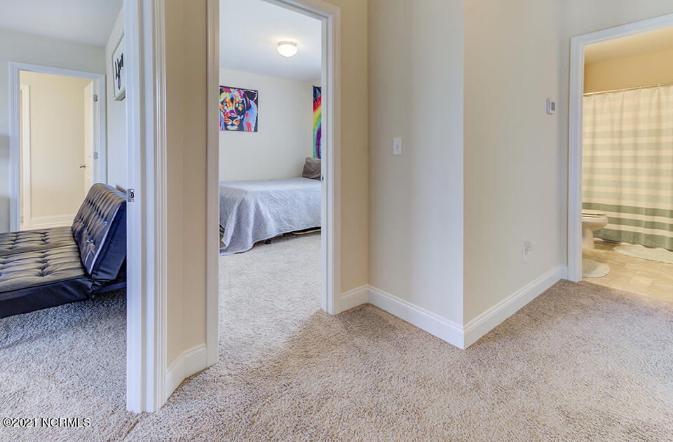 344 Lehigh Road Wilmington, NC 28412 - Photo 30 of 40 Upstairs Hall