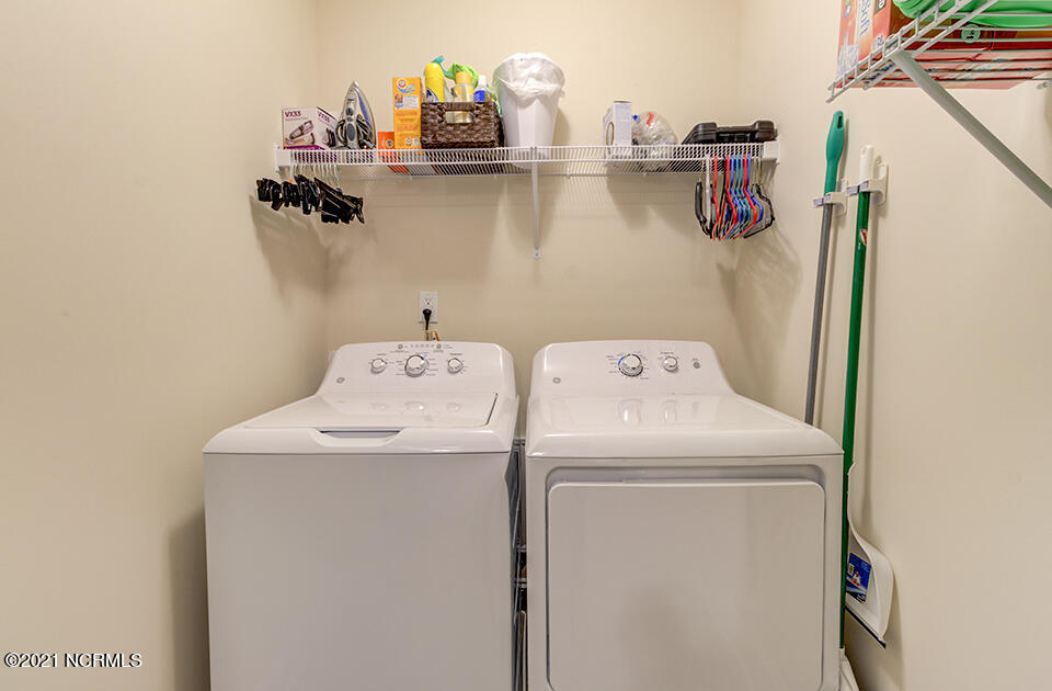 344 Lehigh Road Wilmington, NC 28412 - Photo 34 of 40 Laundry Room