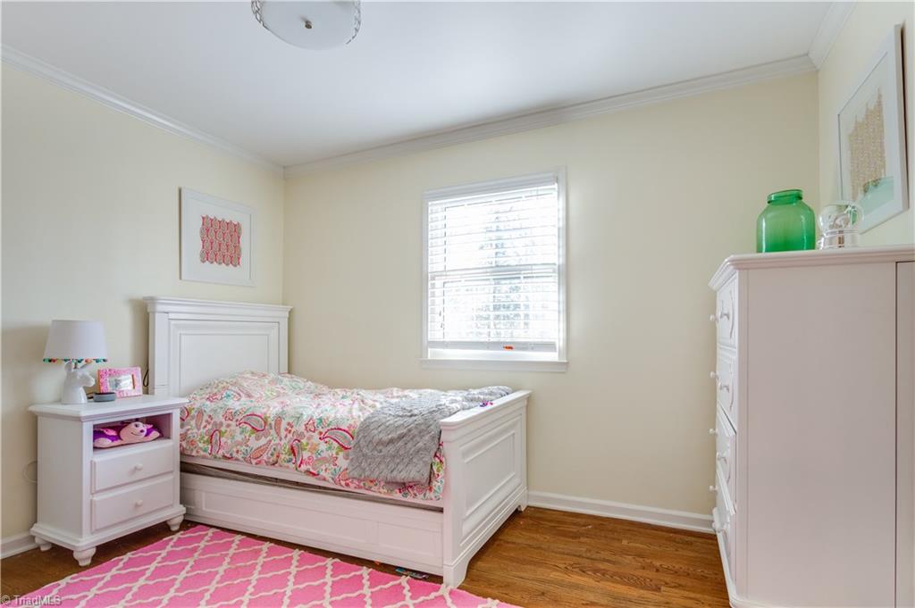 1605 Beechtree Road Greensboro, NC 27408 - Photo 20 of 26 Gallery Image 20