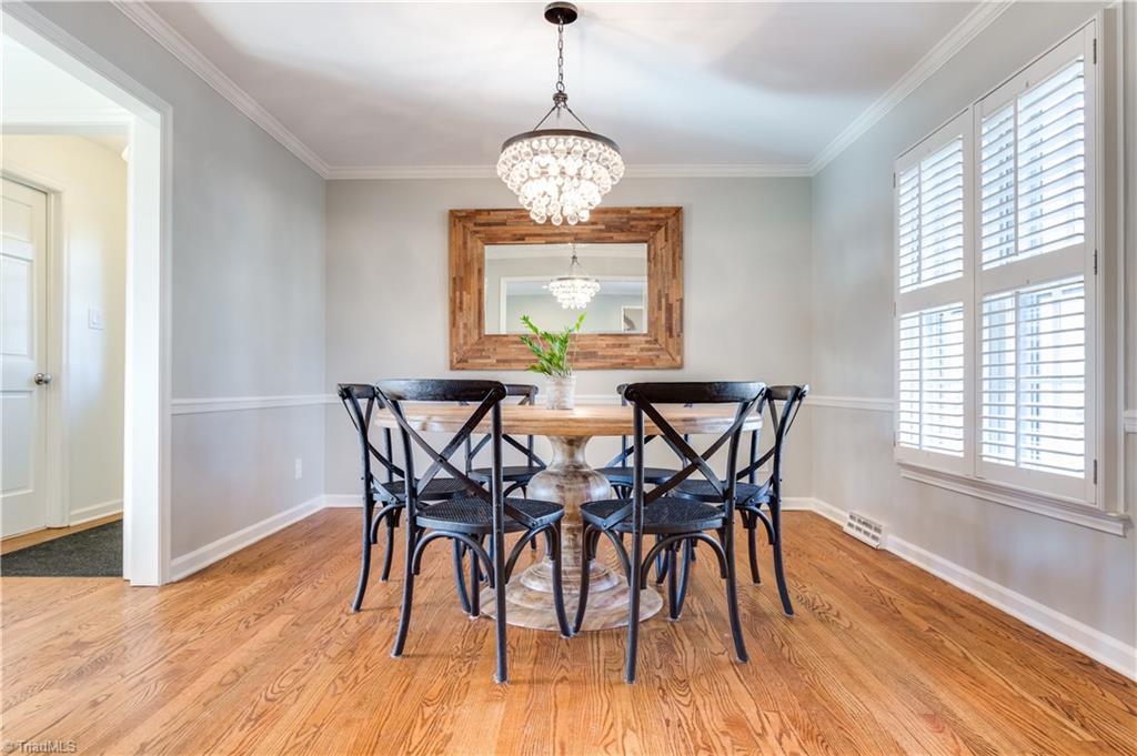 1605 Beechtree Road Greensboro, NC 27408 - Photo 8 of 26 Gallery Image 8