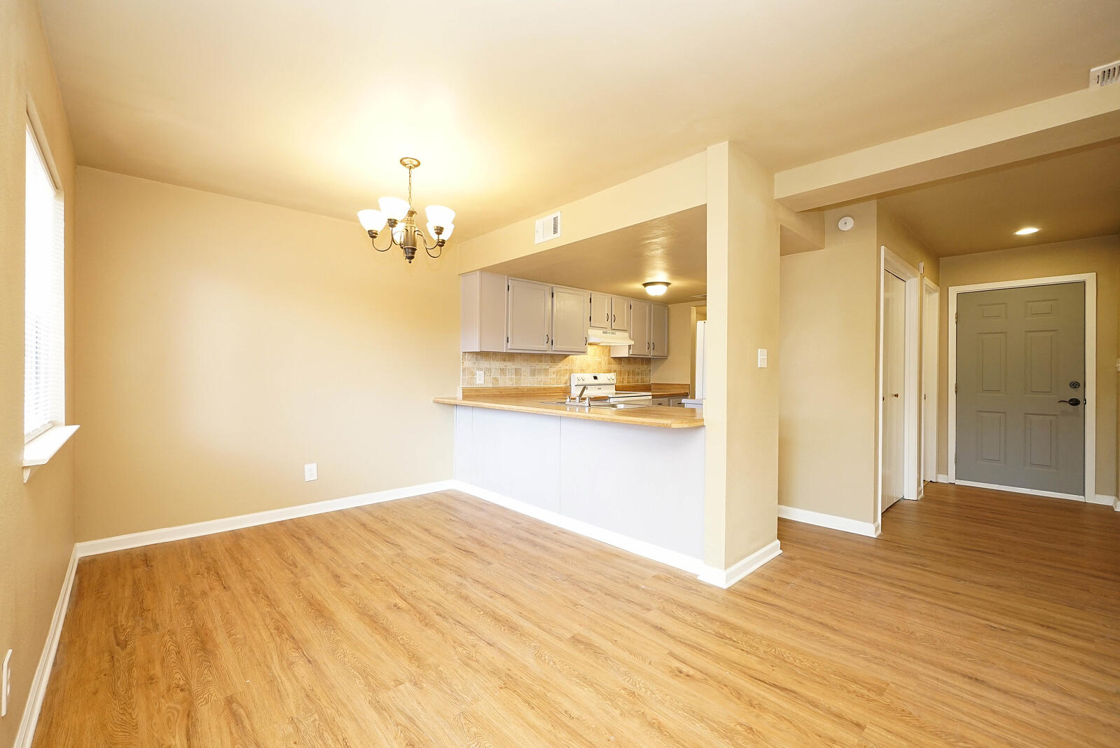 81 Pine Ridge Trace Destin, FL 32541 - Photo 8 of 22 81PineRidgeKitchen-X3