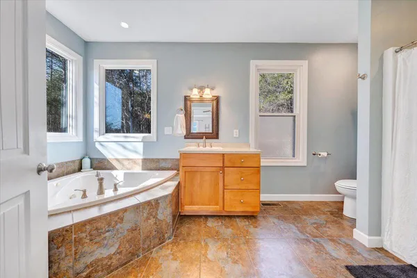 $940,000 | 540 Wagon Wheel Run, Buchanan, VA 24066