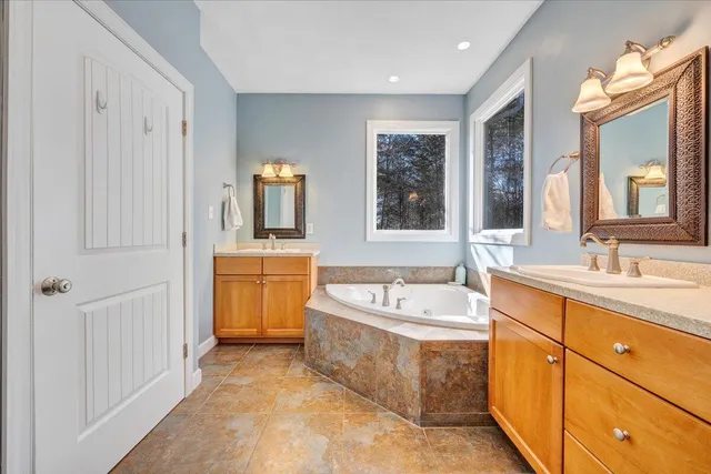 $950,000 | 540 Wagon Wheel Run, Buchanan, VA 24066