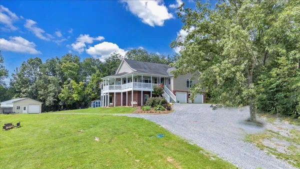 $940,000 | 540 Wagon Wheel Run, Buchanan, VA 24066