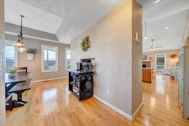 $950,000 | 540 Wagon Wheel Run, Buchanan, VA 24066