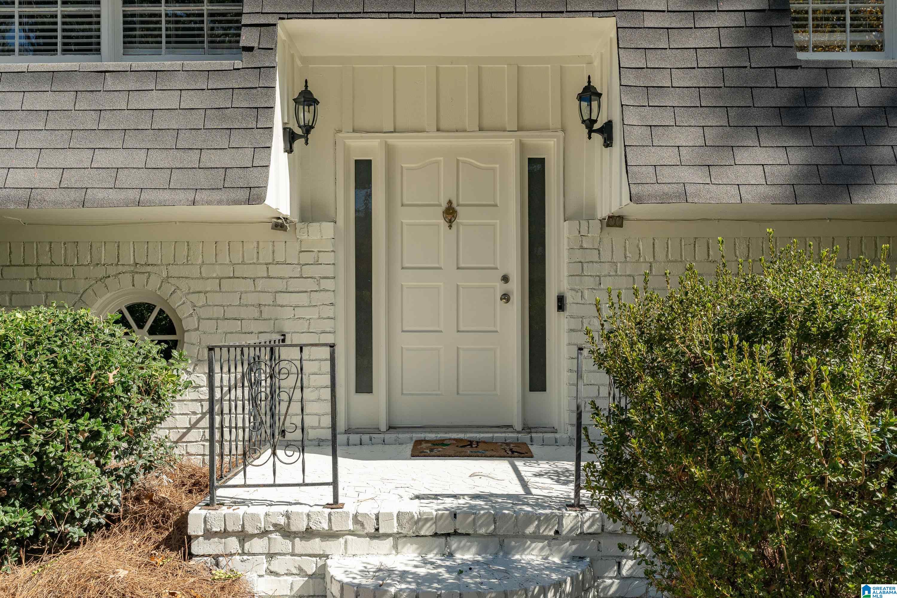 3272 Tyrol Road Vestavia Hills, AL 35216 - Photo 3 of 35