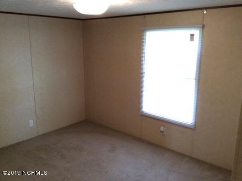 4771 Bearskin Road Clinton, NC 28328 - Photo 5 of 8 38787666