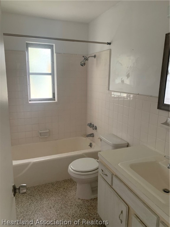 2325 Avalon Road Sebring, FL 33870 - Photo 14 of 22 Gallery Image 14