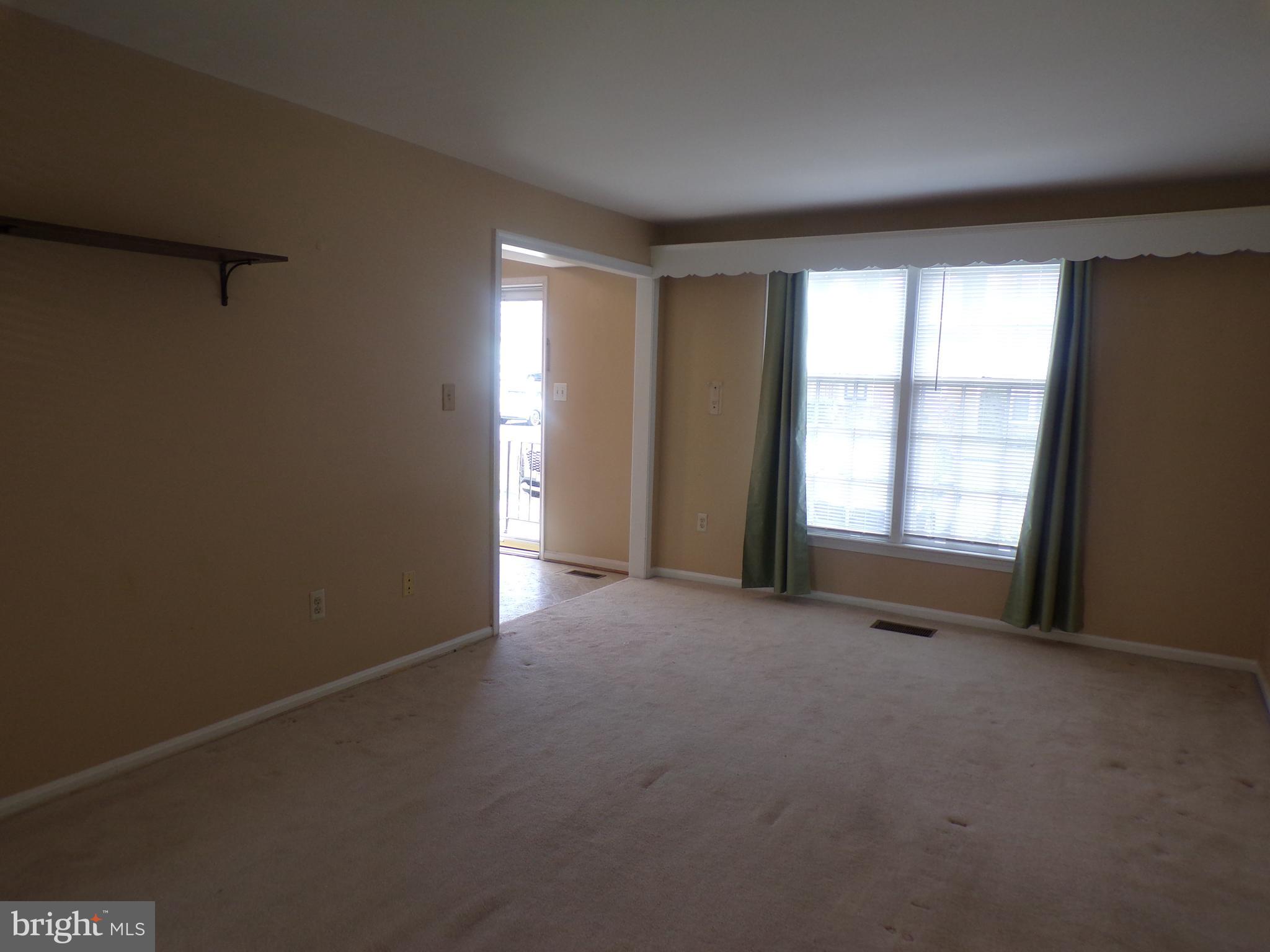 5258 Leestone Court Springfield, VA 22151 - Photo 4 of 23