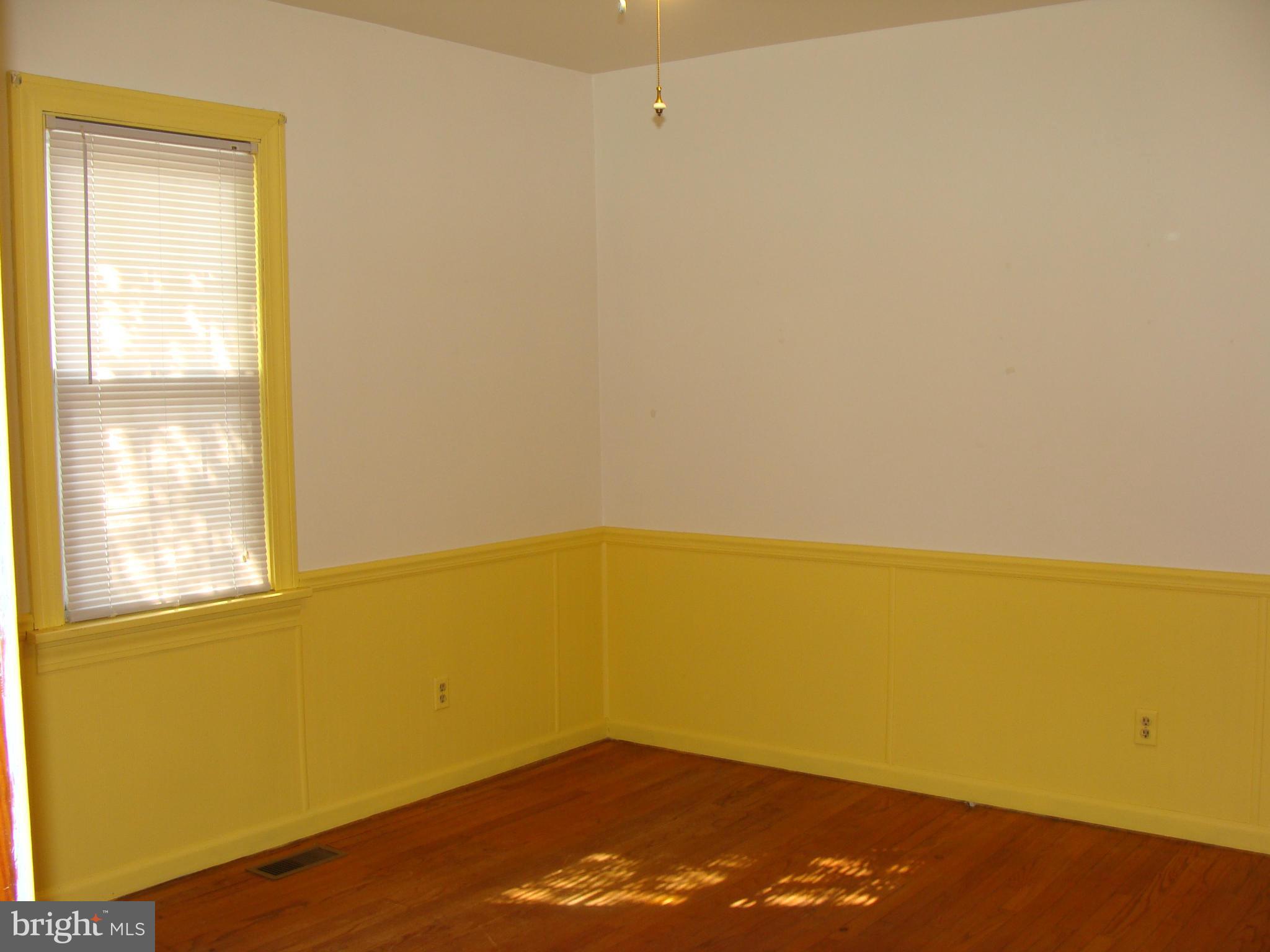 232 Harlem Road Pasadena, MD 21122 - Photo 15 of 19 Bedroom