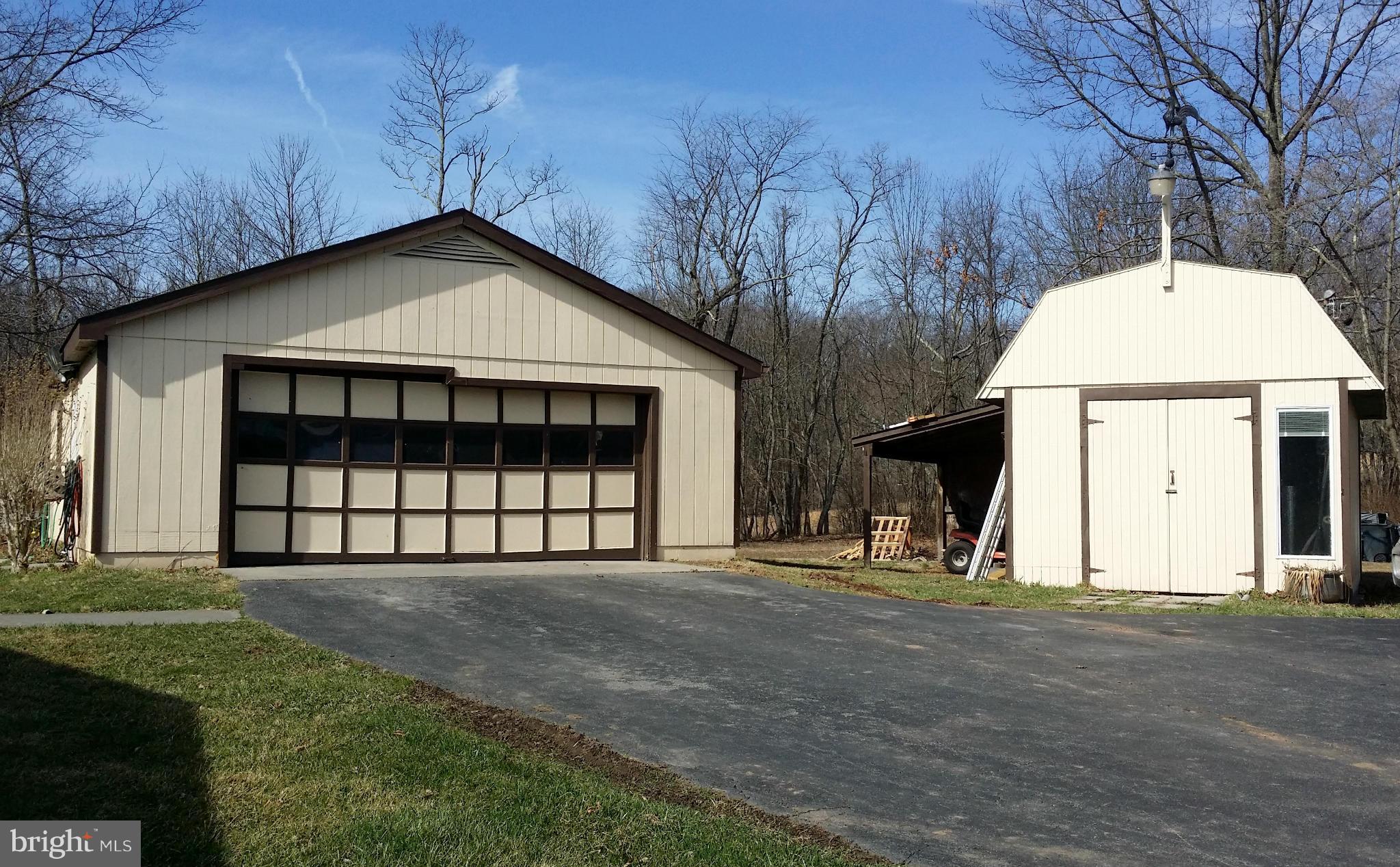 177 Sleepywoods Road Cross Junction, VA 22625 - Photo 5 of 30 Garage & Outbuilding