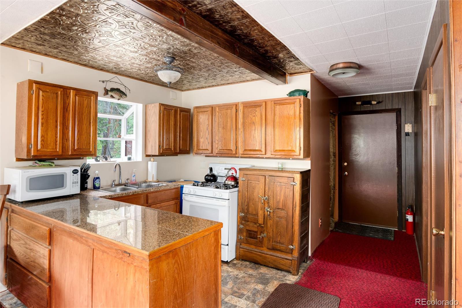 940 Rainbow Road Idaho Springs, CO 80452 - Photo 17 of 44 Gallery Image 17