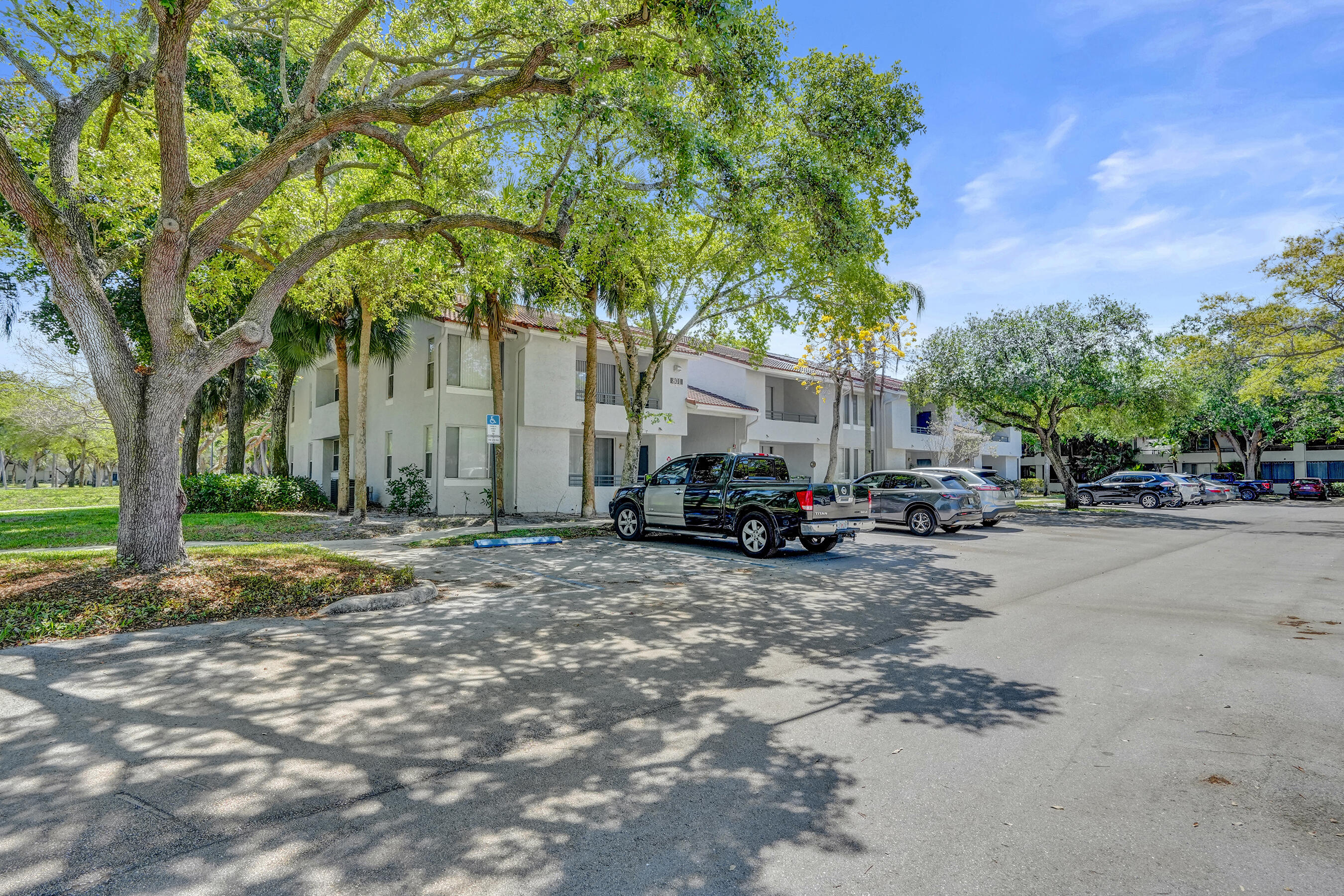 801 Lyons Road, Unit 19103 Coconut Creek, FL 33063 - Photo 26 of 38 DSC01690