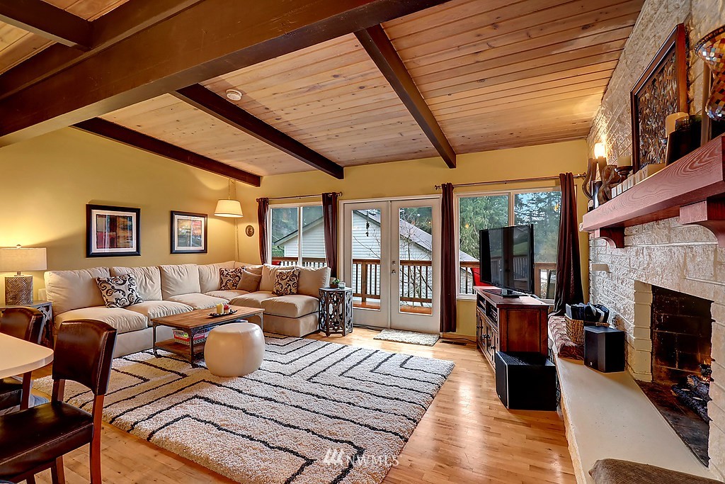 606 240th Street Southwest Bothell, WA 98021 - Photo 4 of 25