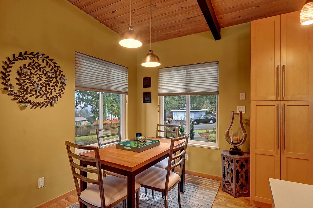 606 240th Street Southwest Bothell, WA 98021 - Photo 8 of 25