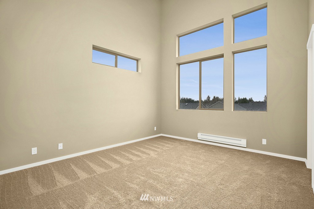 348 Chelan Place Northeast Renton, WA 98059 - Photo 11 of 20 Gallery Image 11