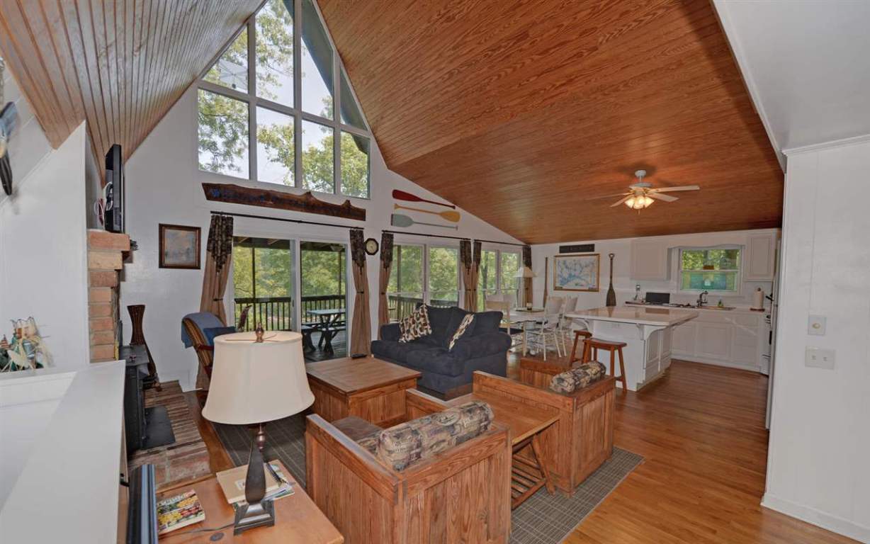 602 Reed Creek Point Hartwell, GA 30643 - Photo 4 of 26