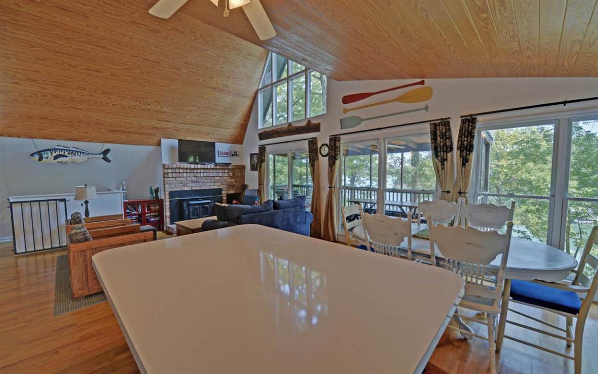 602 Reed Creek Point Hartwell, GA 30643 - Photo 7 of 26