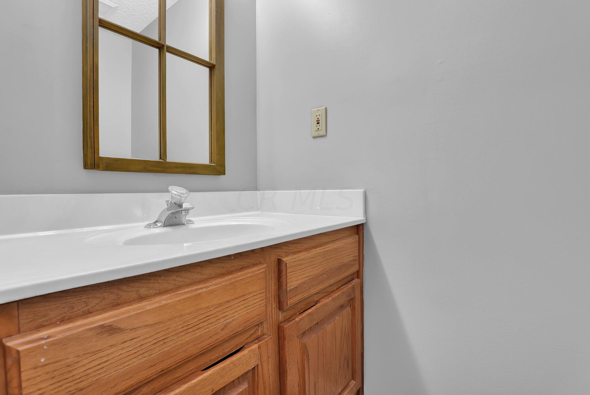 1189 Rice Avenue Columbus, OH 43230 - Photo 17 of 44 17-web-or-mls-1189-rice-ave