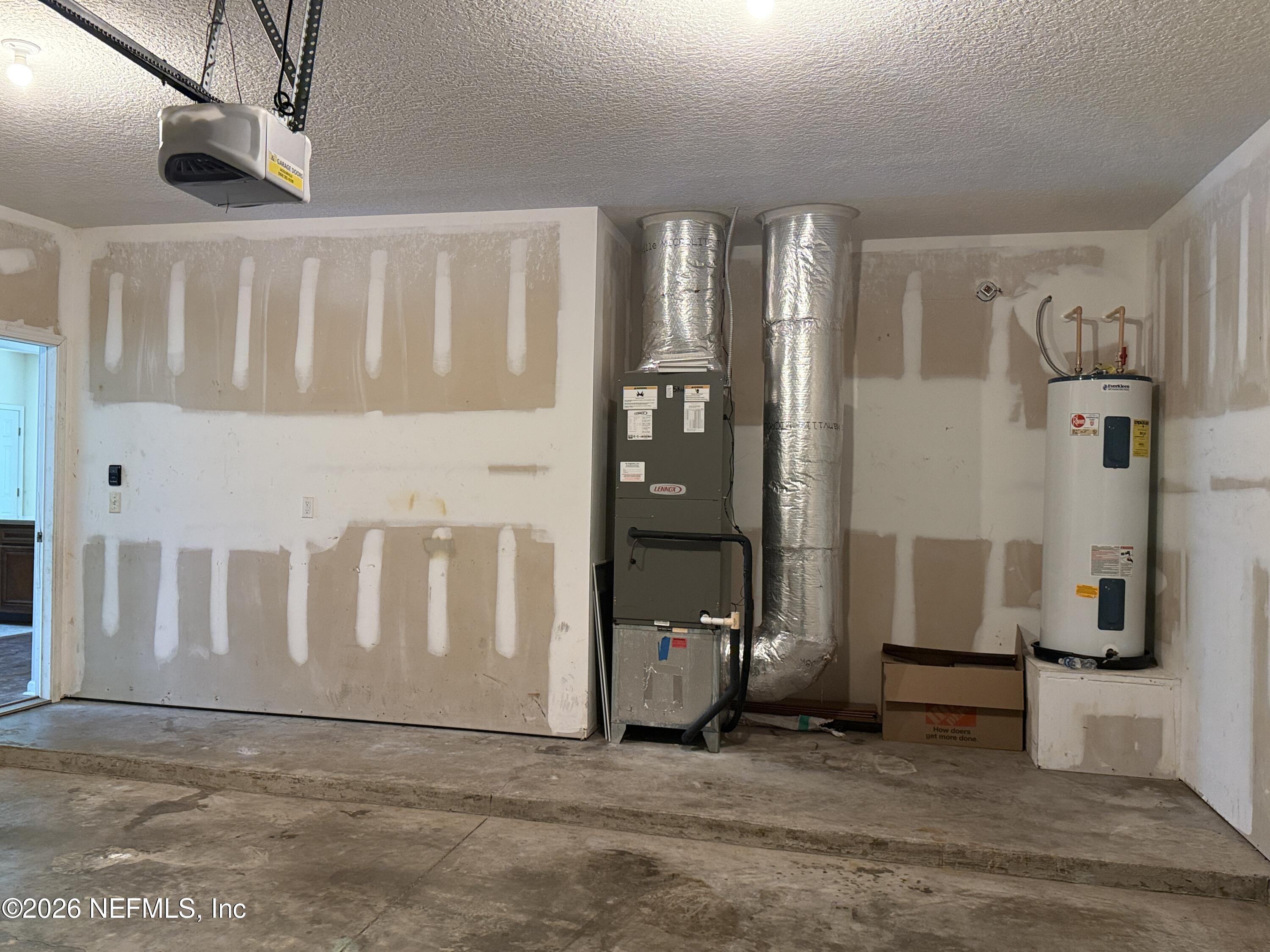11529 Oaklawn Road Jacksonville, FL 32218 - Photo 29 of 29 Garage