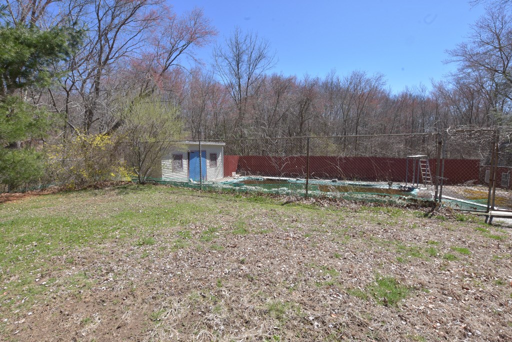 22 Maxson Hill Road Hopkinton, RI 02804 - Photo 14 of 16