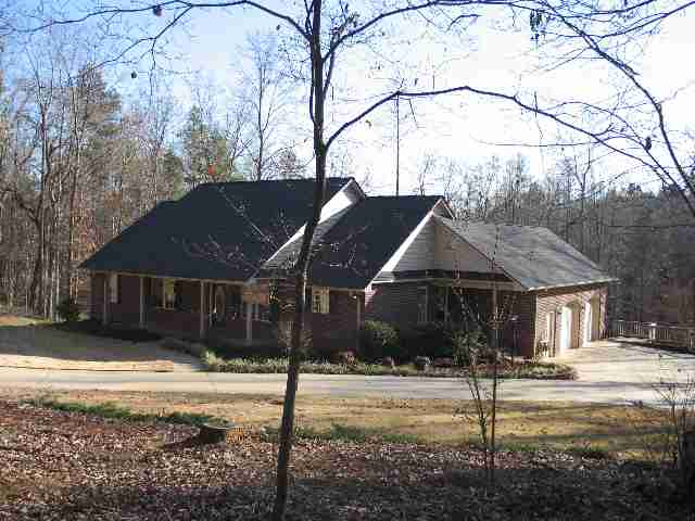 122 North Fork Drive Anderson, SC 29621 - Photo 1 of 9 Gallery Image 1