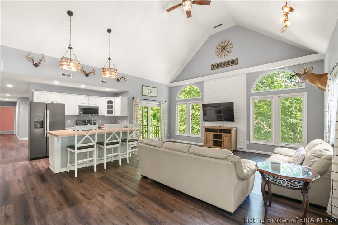 9358 South Dry Run Road Leavenworth, IN 47137 - Photo 2 of 51 NATURAL LIGHT