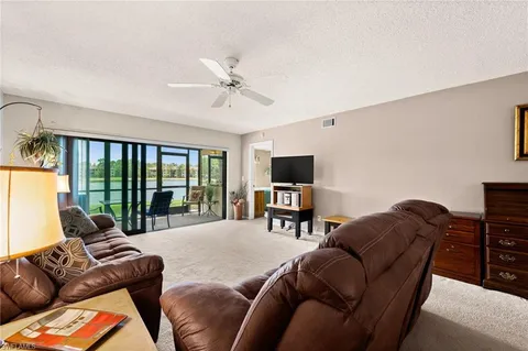 $215,500 | 5784 Deauville Circle, Unit B103, Naples, FL 34112