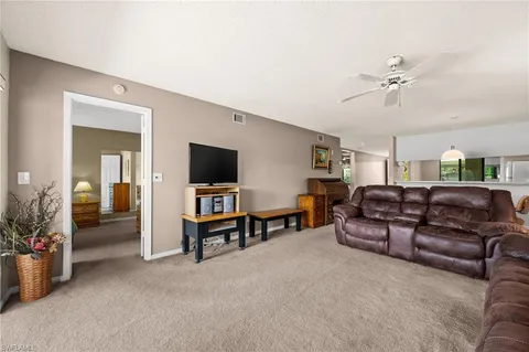 $215,500 | 5784 Deauville Circle, Unit B103, Naples, FL 34112