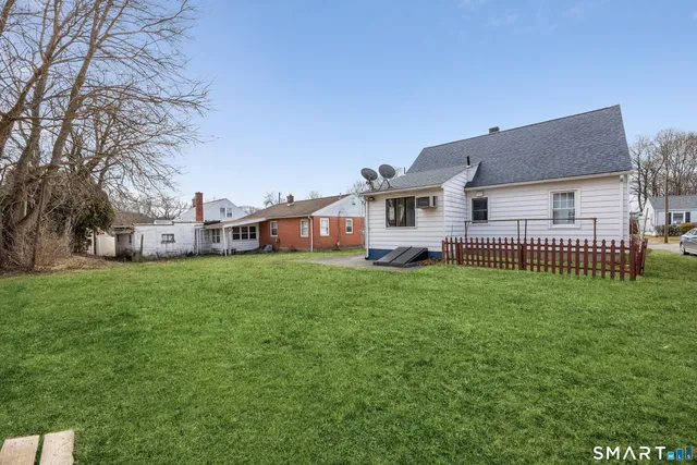 $289,900 | 235 Tracy Avenue, Waterbury, CT 06706