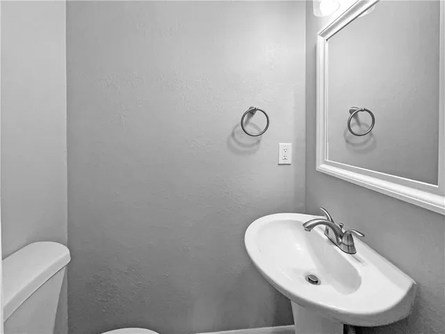 $232,000 | 13205 Byars Road, Grandview, MO 64030