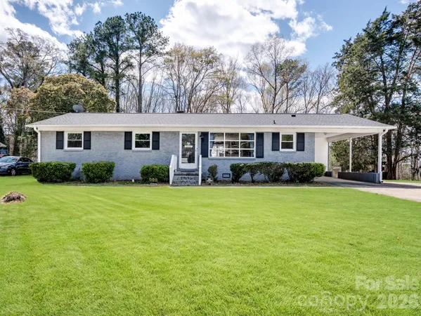 $285,000 | 1309 Crestfield Drive, Lancaster, SC 29720