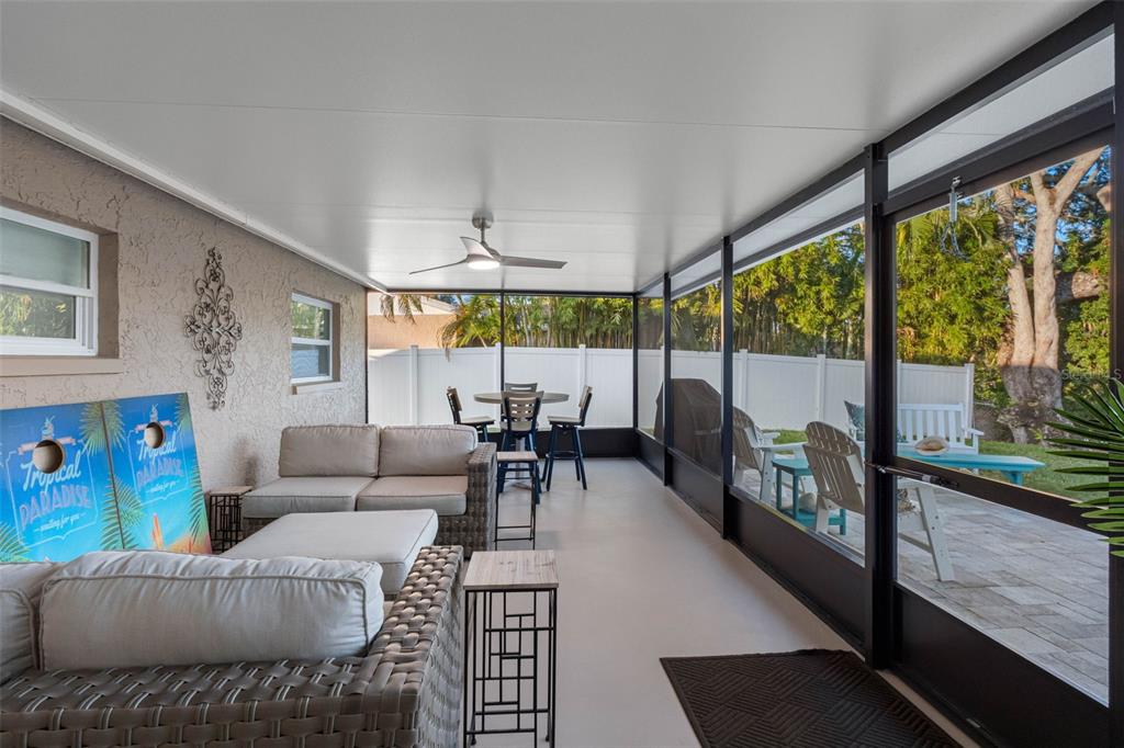 8139 129th Lane Seminole, FL 33776 - Photo 24 of 48 a living room with furniture and a large window