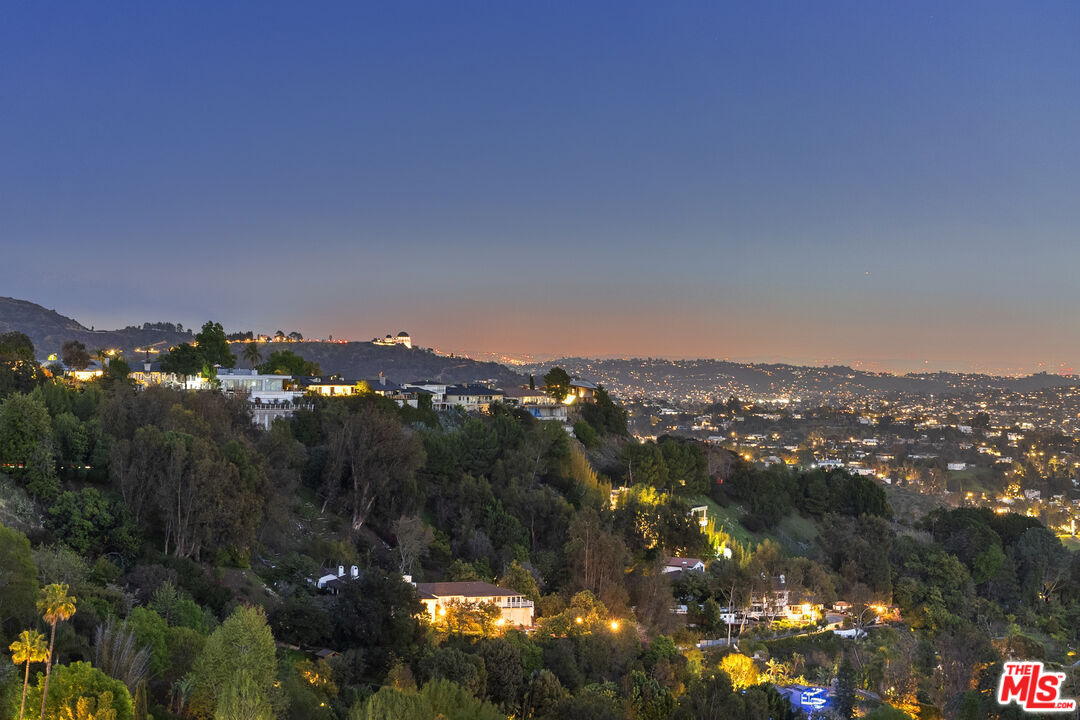 2666 Larmar Road Los Angeles, CA 90068 - Photo 15 of 18