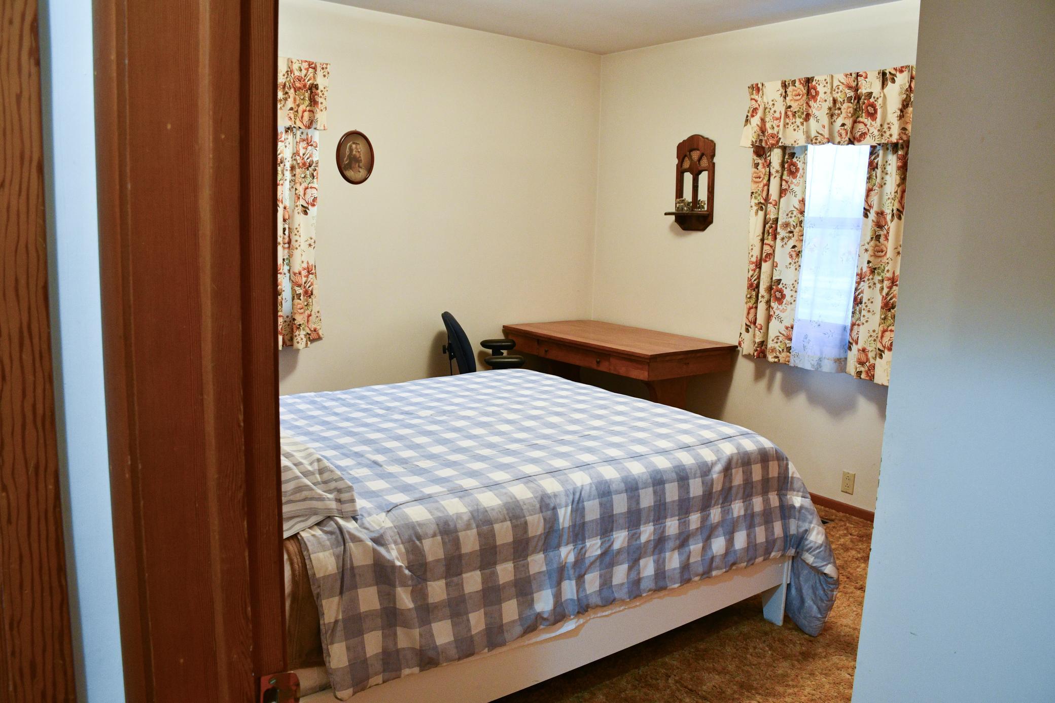 402 Rohrer Street Round Lake, MN 56167 - Photo 10 of 14