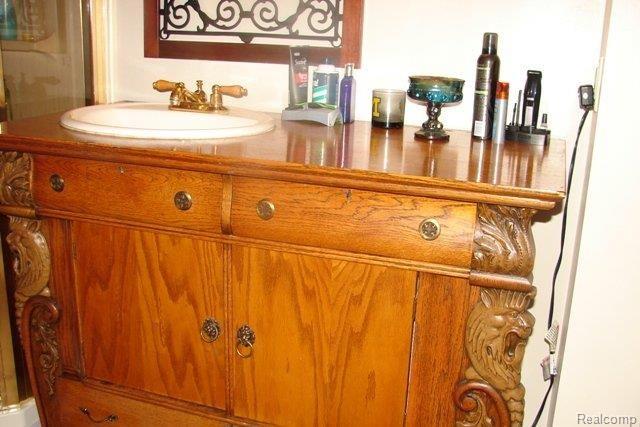 3858 North Mill Road Dryden, MI 48428 - Photo 15 of 21 Antique vanity in Bath.jpg