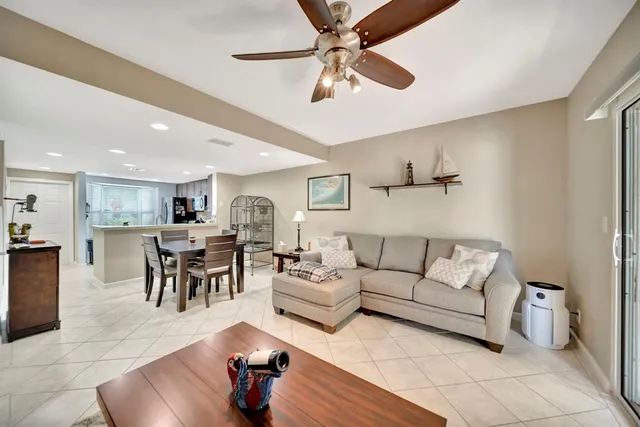 $420,000 | 2635 Northeast 15th Street, Pompano Beach, FL 33062