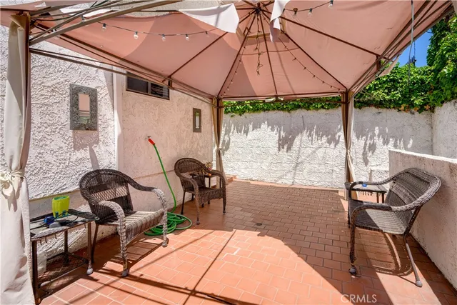 $1,199,000 | 11954 Mayfield Avenue, Unit 3, Los Angeles, CA 90049